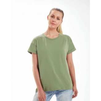 Mantis Boyfriend Tee
