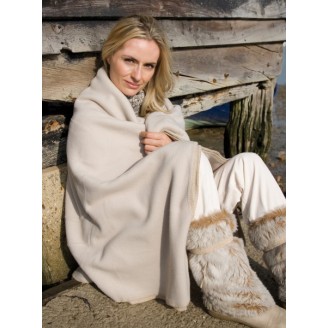 Result Winter Essentials Fleece Blanket